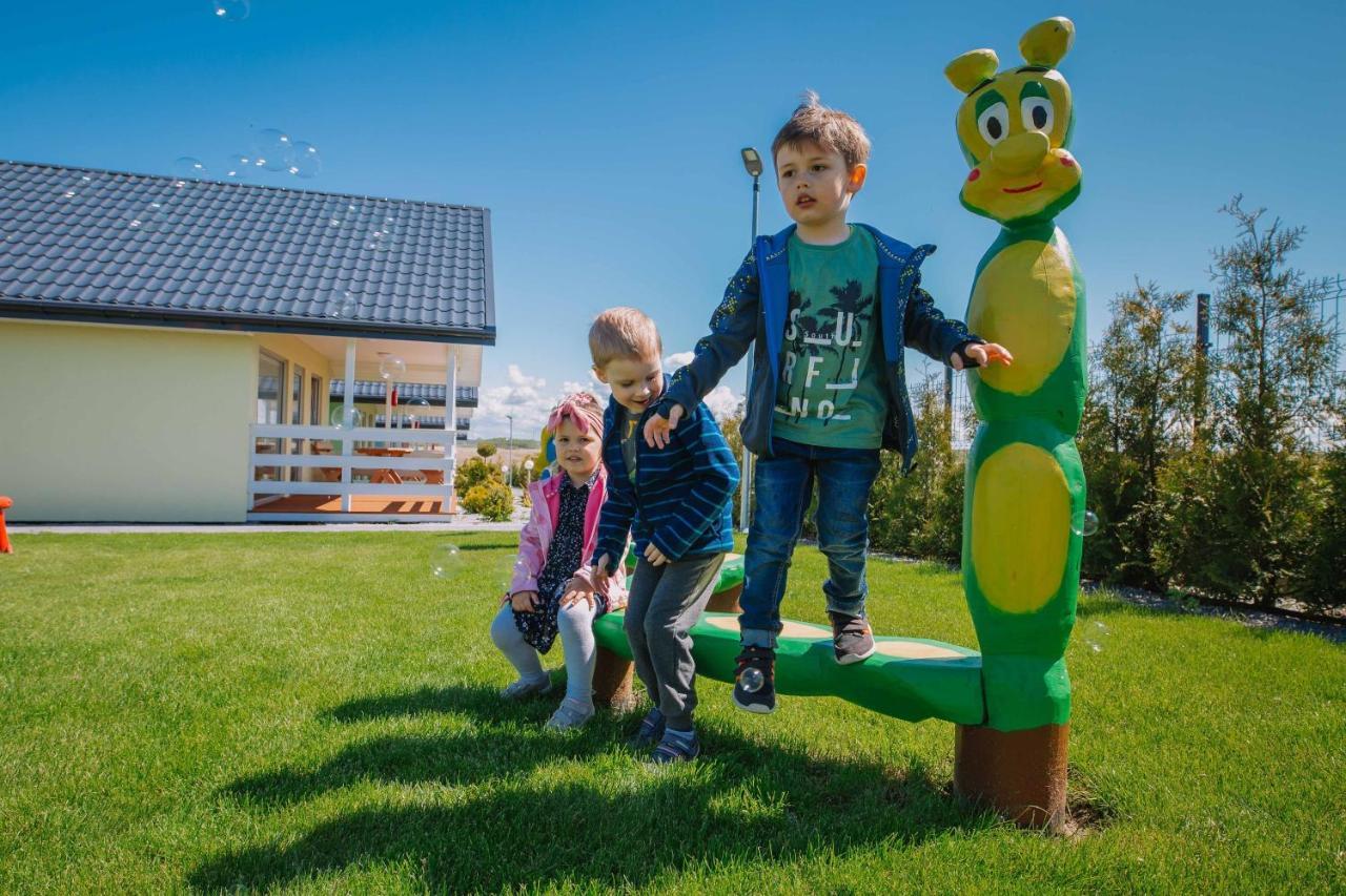 Domki Bajkowe Wzgorze Bobolin Esterno foto